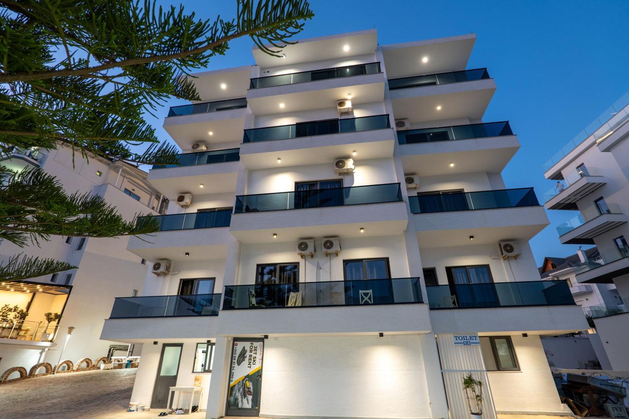Hotel Kompleks Joni ซารานเดอ ภายนอก รูปภาพ