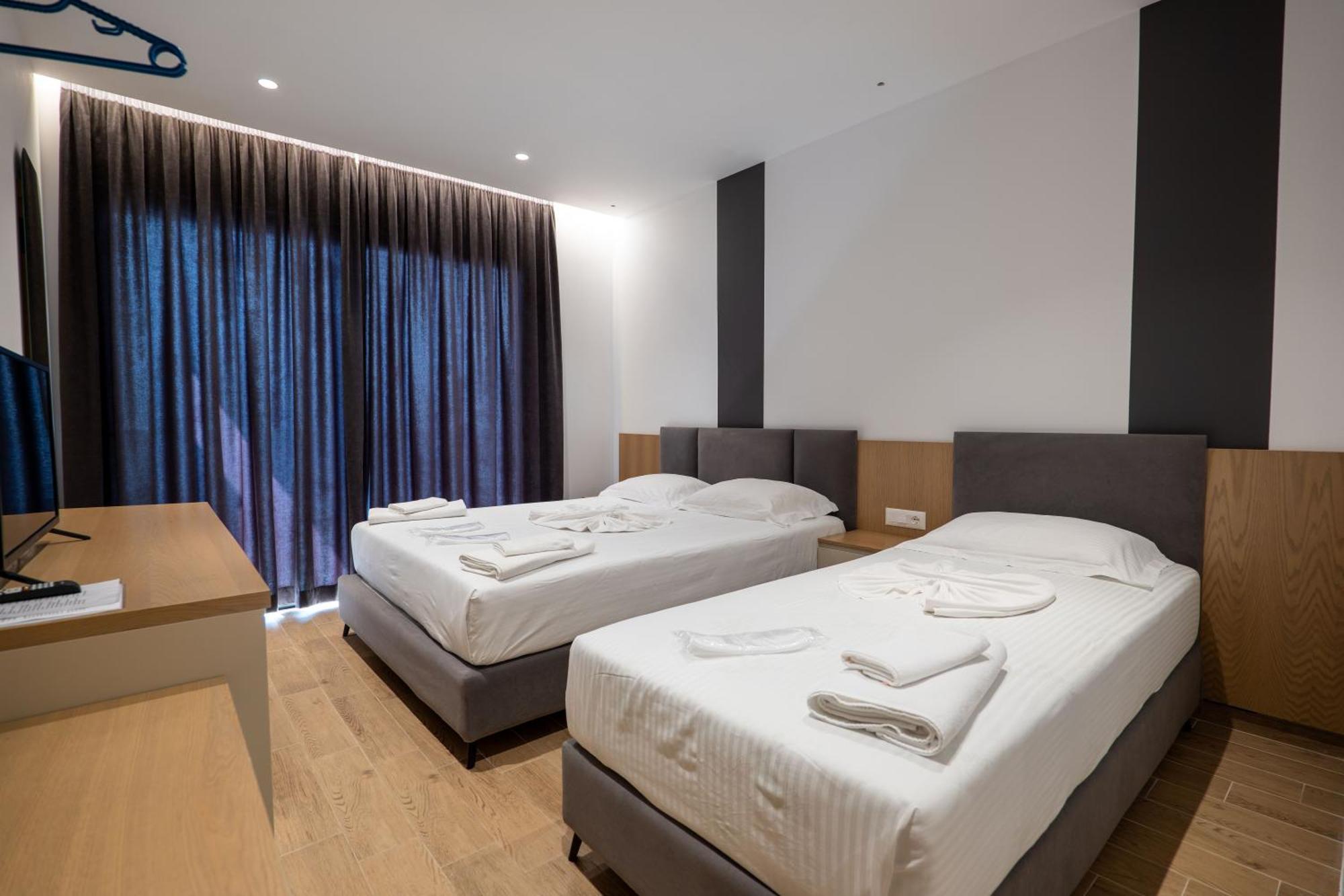 Hotel Kompleks Joni ซารานเดอ ภายนอก รูปภาพ